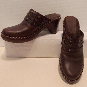 FRYE Women's Size 10 Classic 3" Clogs "Charlotte" Brown Leather Braided Strap